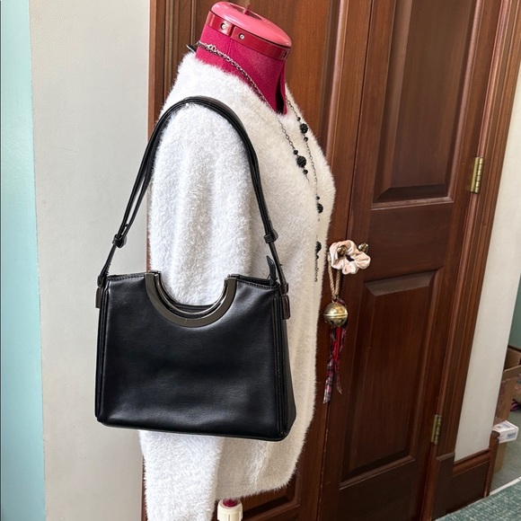 Gogo vegan Leather satchel shoulder bag black gunmetal hardware retro 3 Comp - Picture 3 of 17